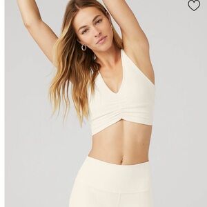 ALO Yoga Cream Ruched Crop Top wild thing M ivory